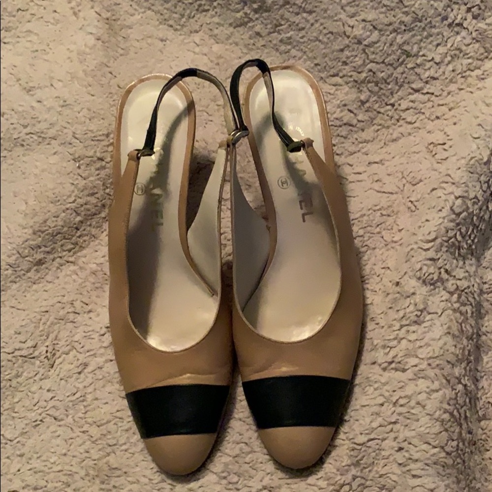 Chanel Vintage  Leather Slingback Heels Shoes 9